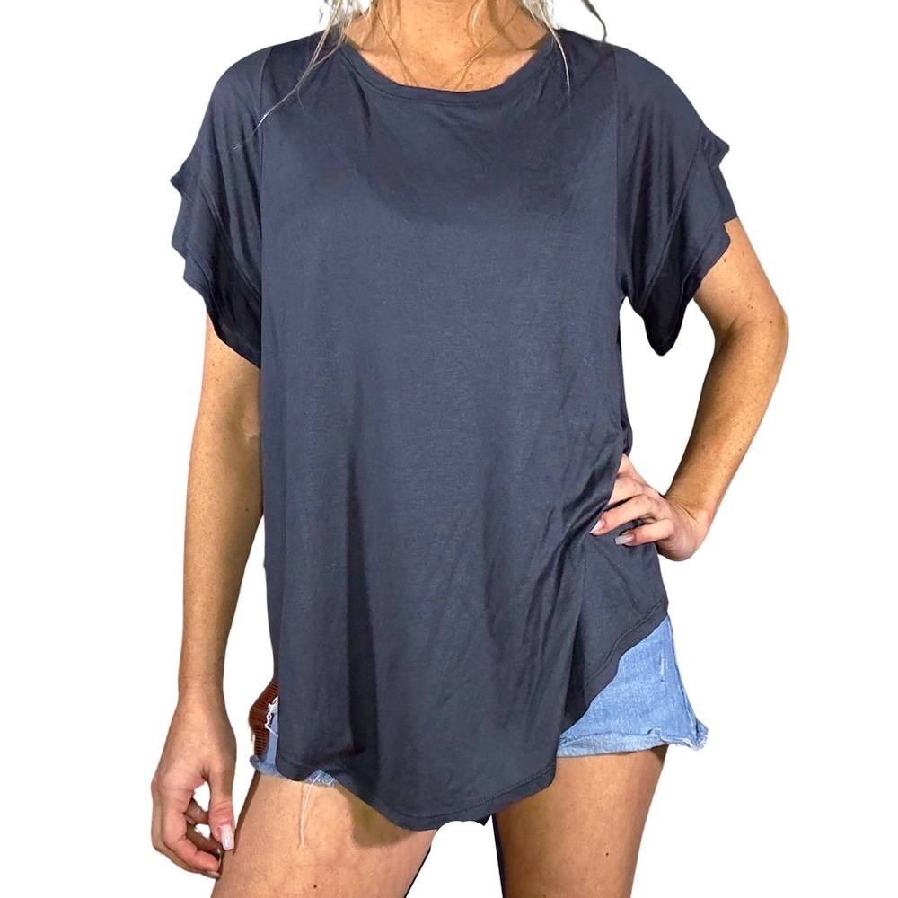 LOFT Flutter Sleeve Flowy Blouse‎